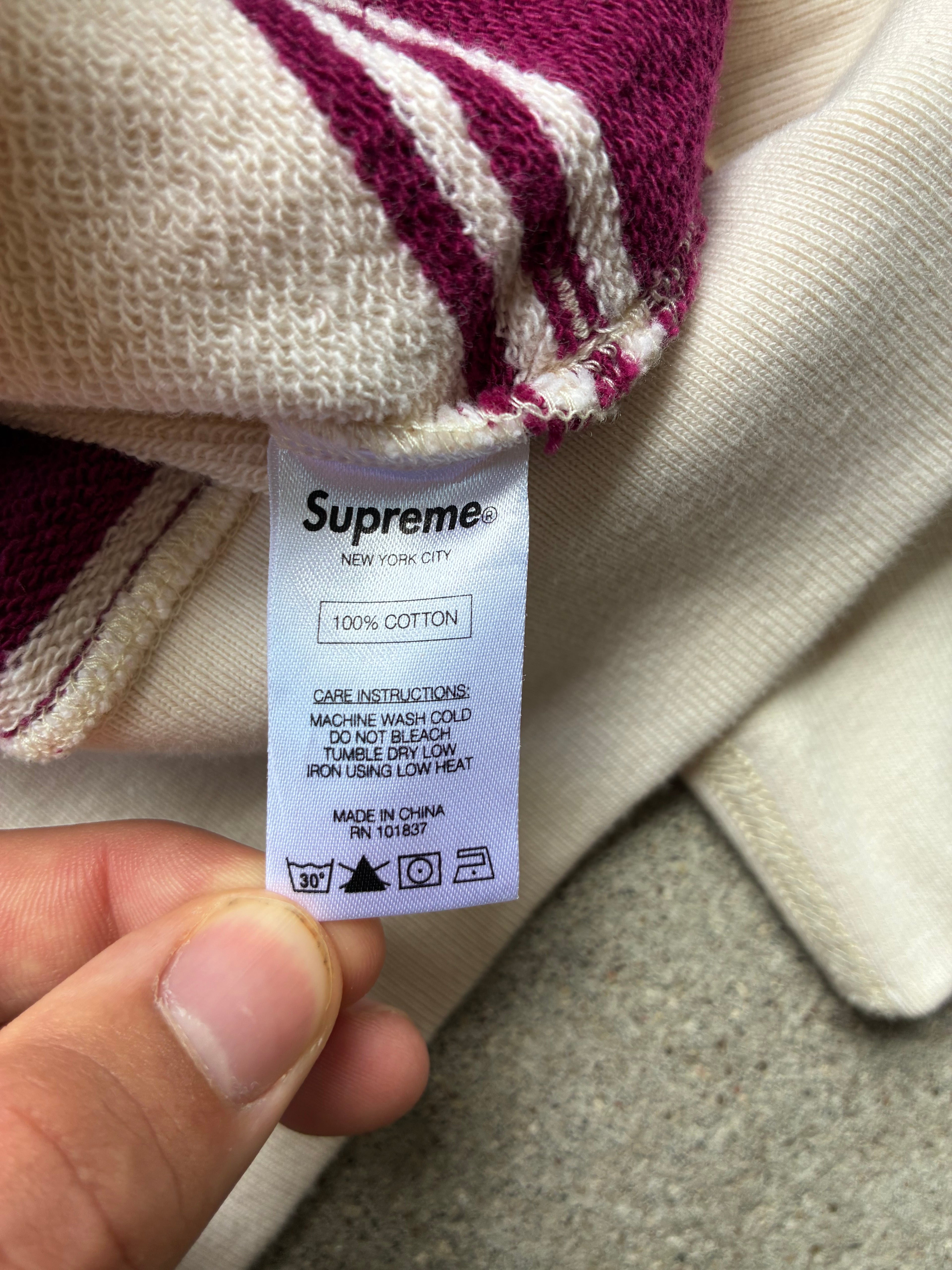 Supreme “STRIPED” Hooded Hoodie (M)