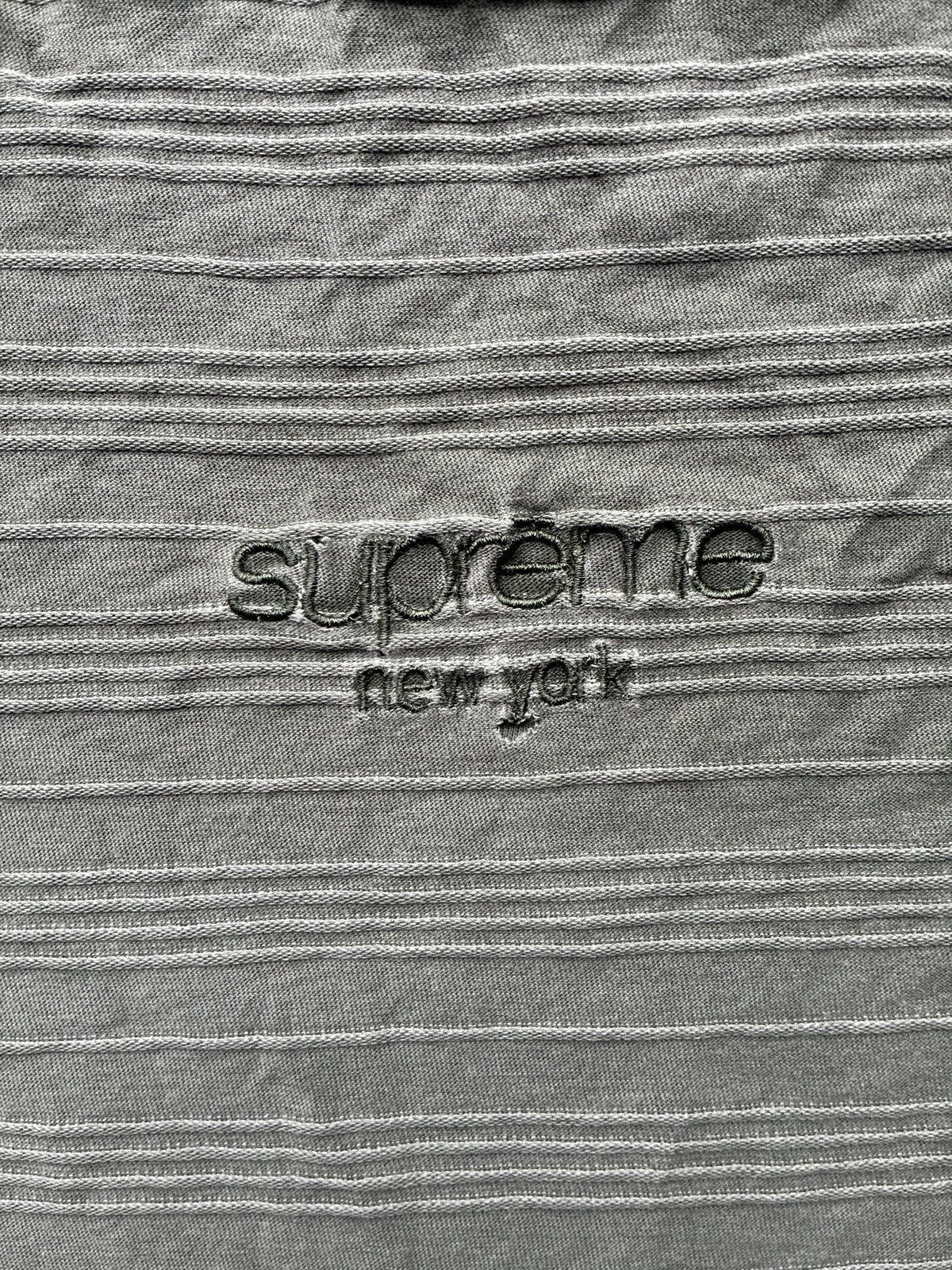 Supreme “RIPPED NEW YORK” Long Sleeve (M)