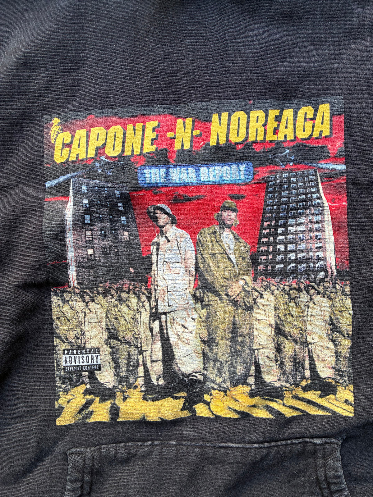 Supreme “CAPONE -N- NOREAGA WAR RAPPORT” Hoodie (M)