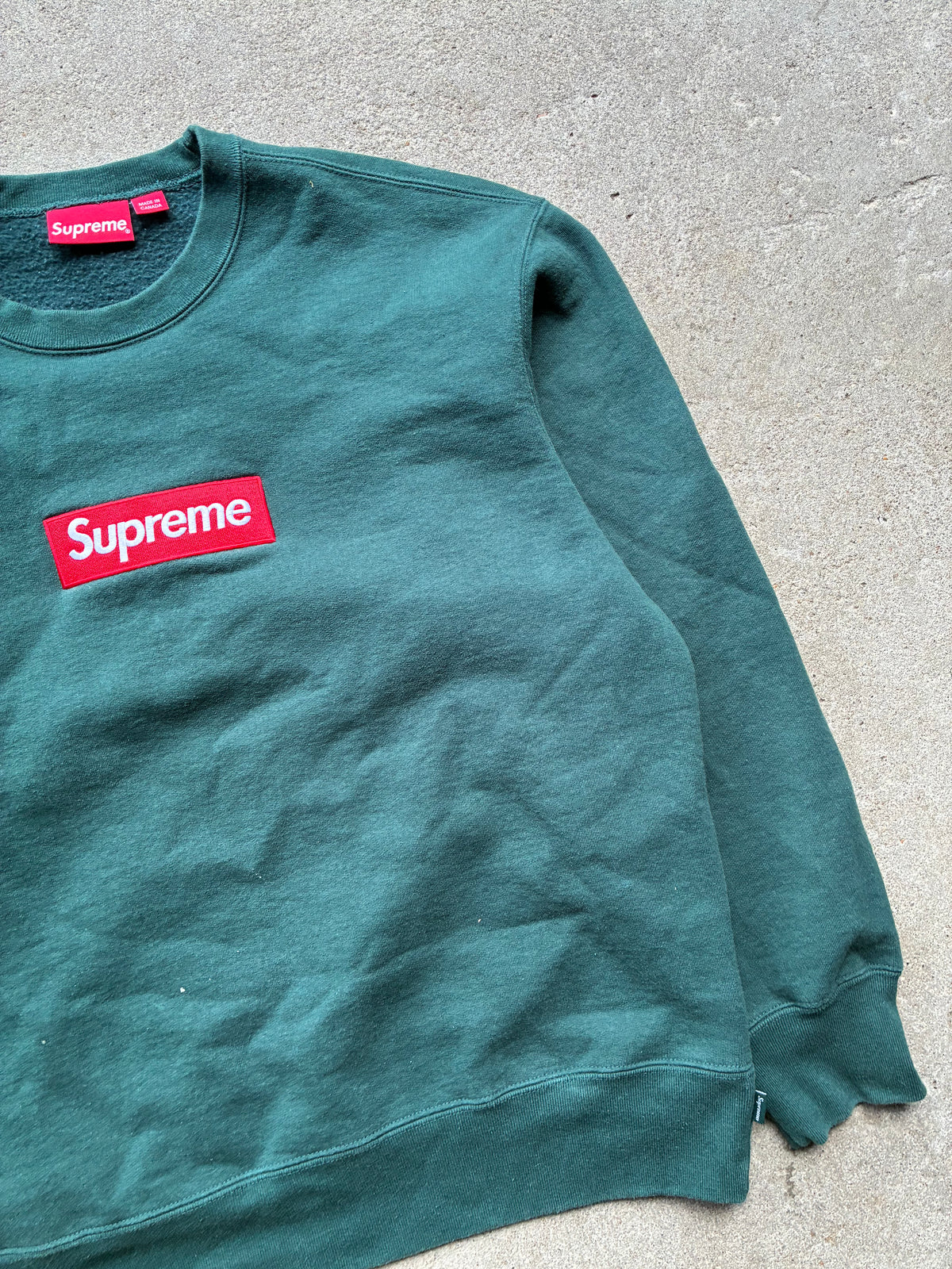Supreme (FW22 FOREST GREEN) Box Logo. Crewneck (M)