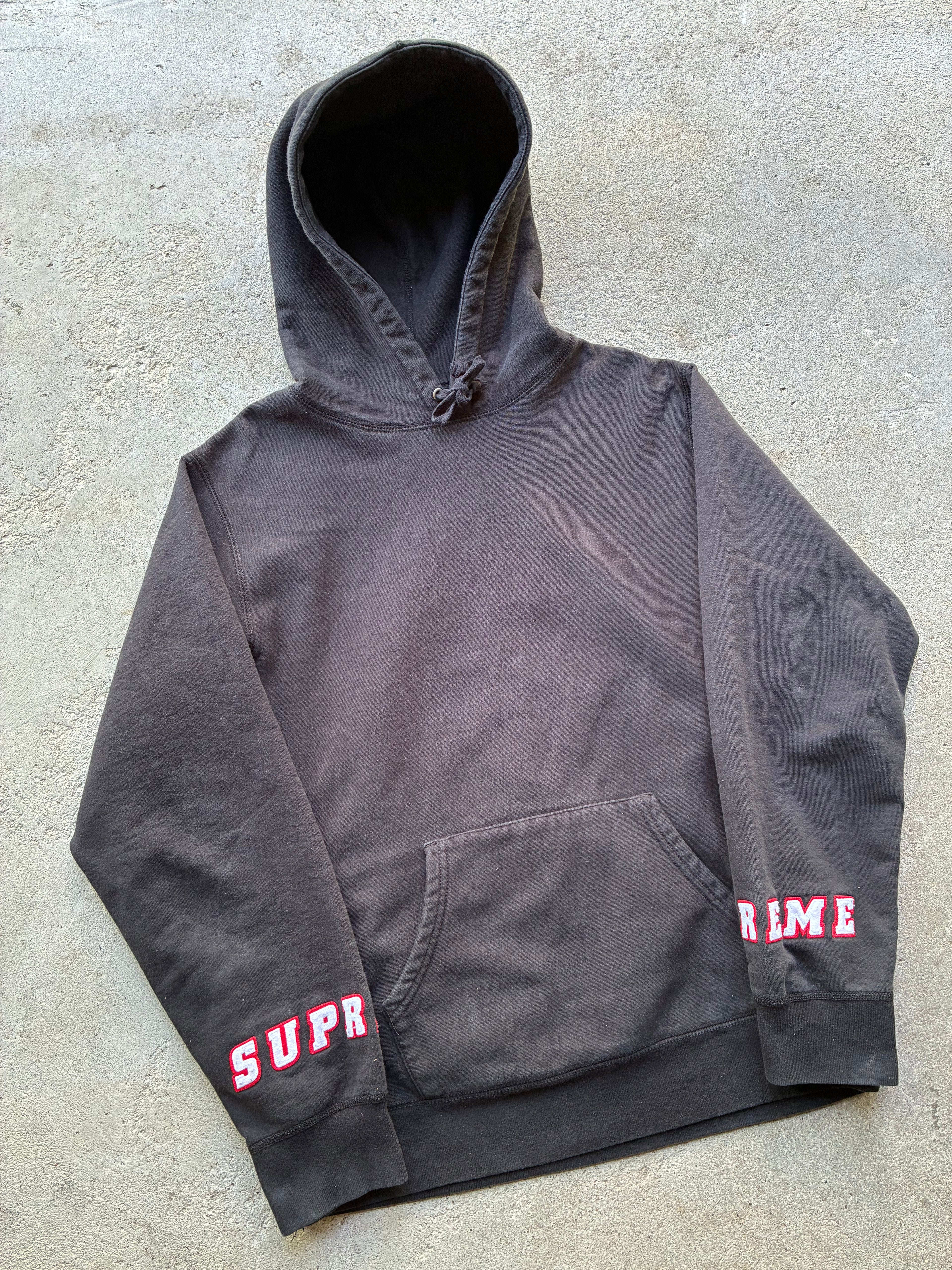 Supreme “WRIST LOGO” Hoodie (M)