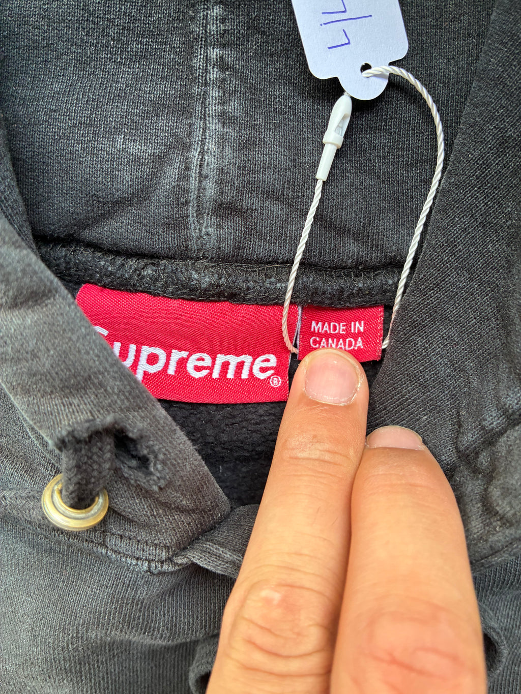 Supreme “LEE QUINONES” Hoodie (M)
