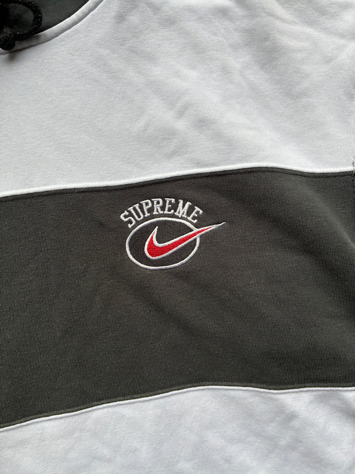 Supreme x Nike “STRIPE” Hoodie (M)