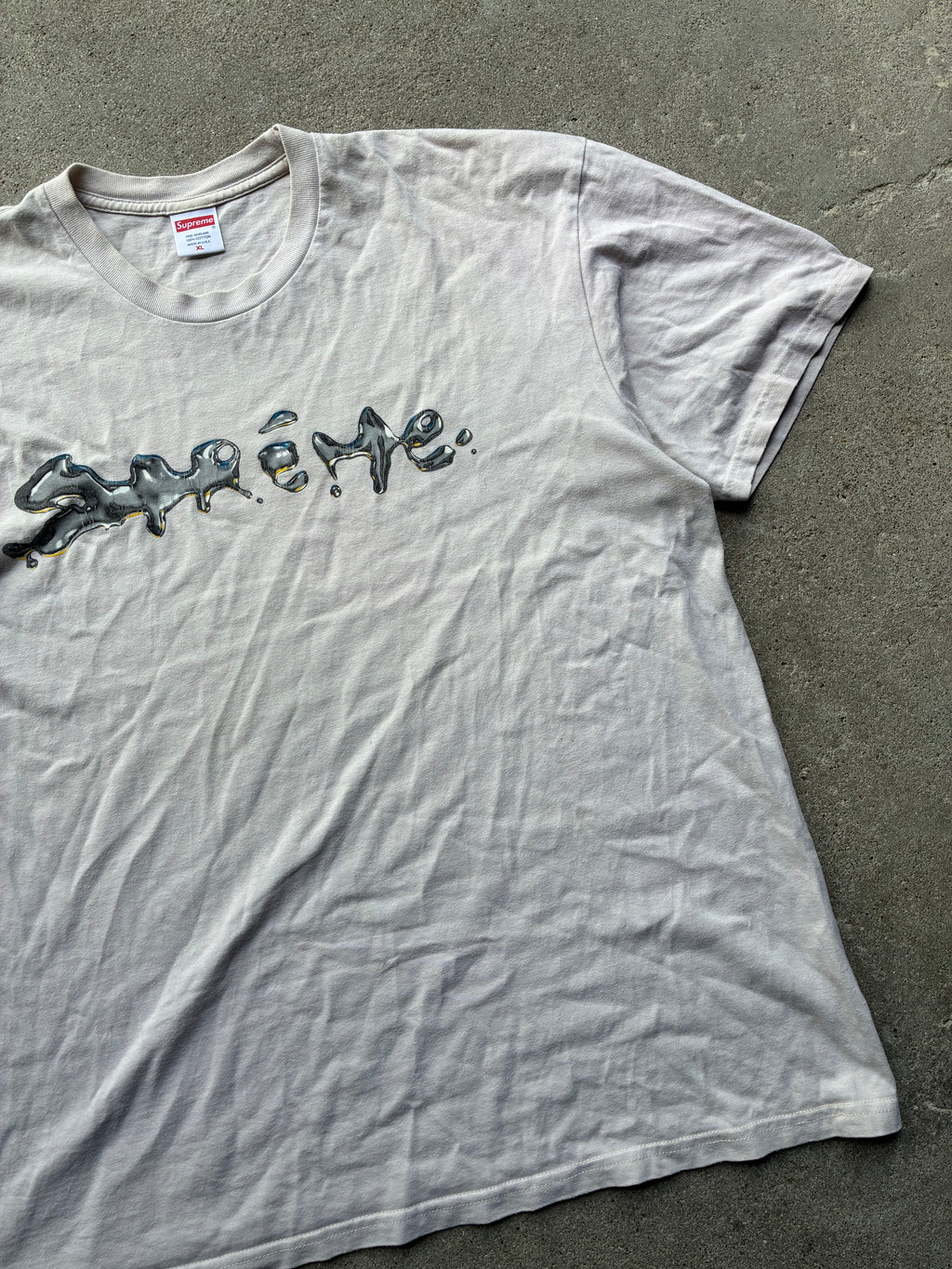Supreme “LIQUID” Tee (XL)