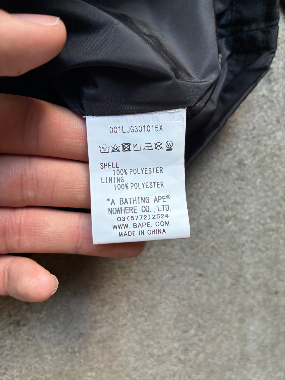 Sort Bape coach jacket (M)