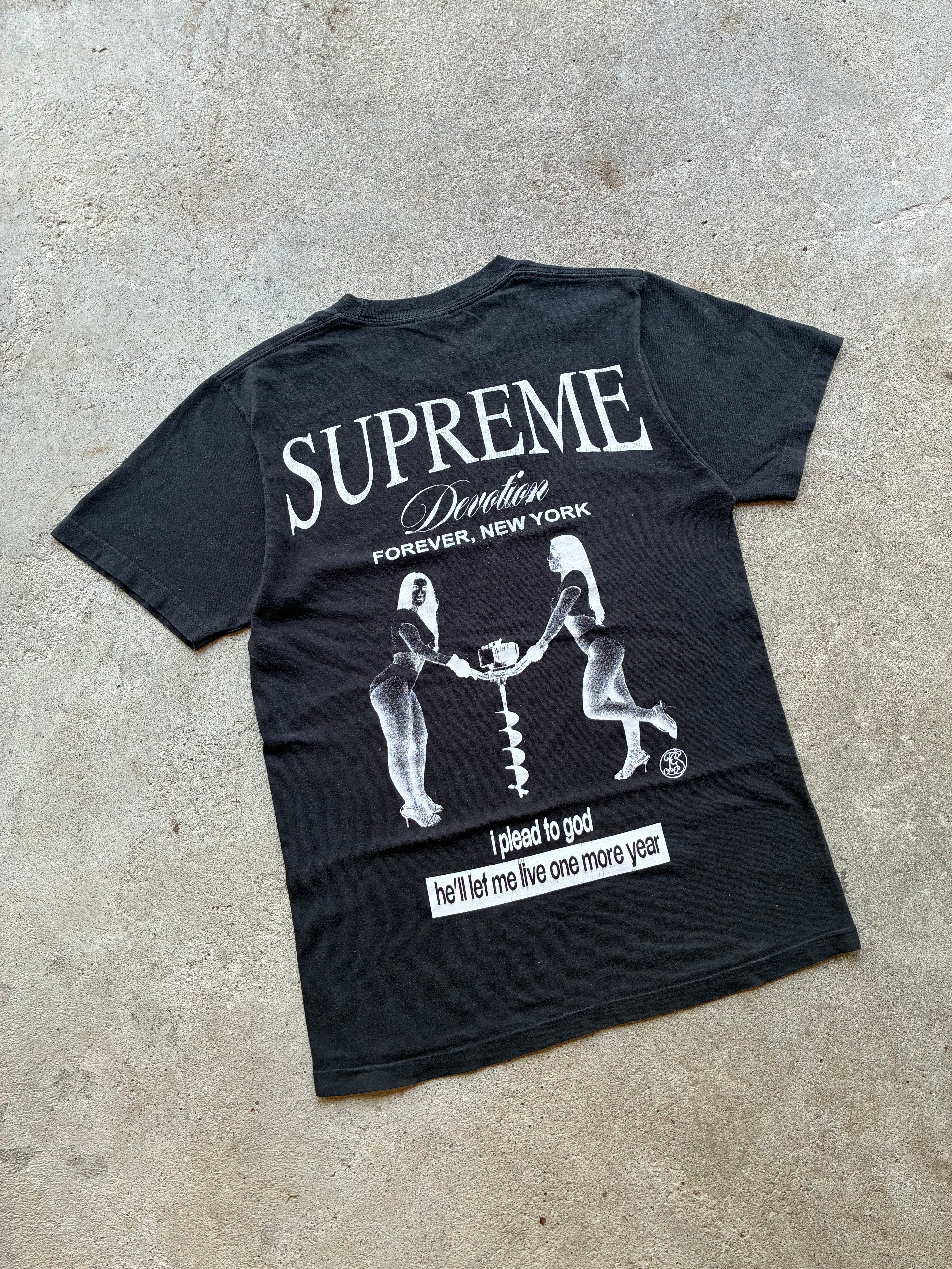 Supreme “DEVOTION BLACK FW25” tee (S)