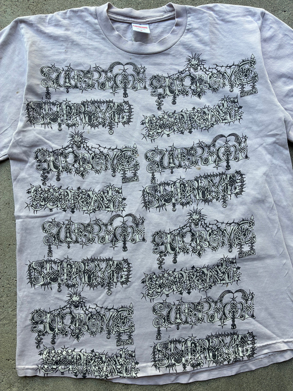 Supreme “WOMBAT” Tee (M)