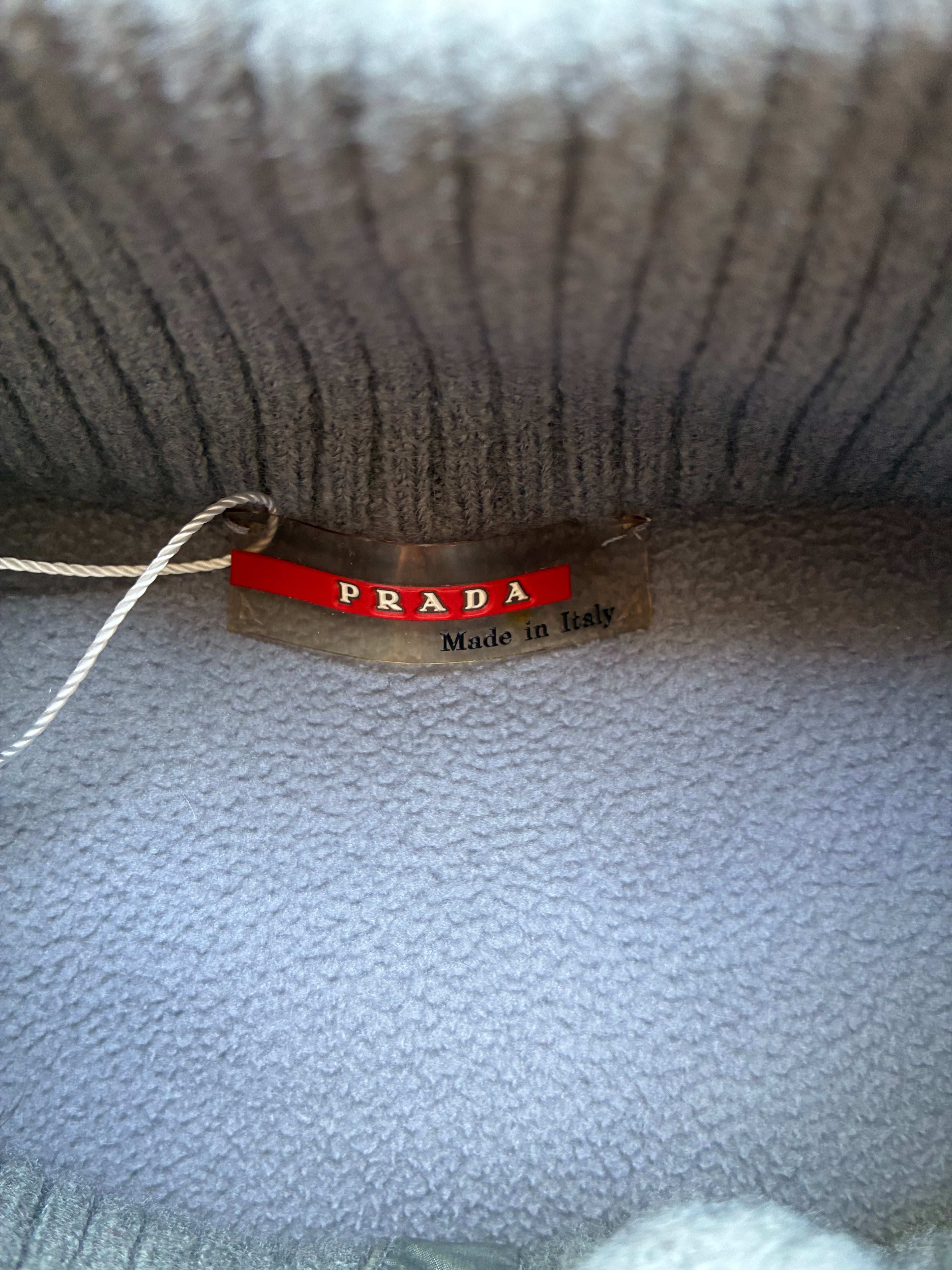 Prada “VINTAGE” Zip Up (M)
