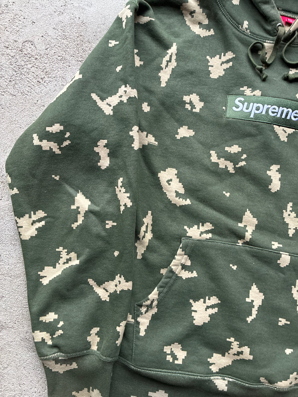 Supreme “CAMO” Box logo hoodie (M)