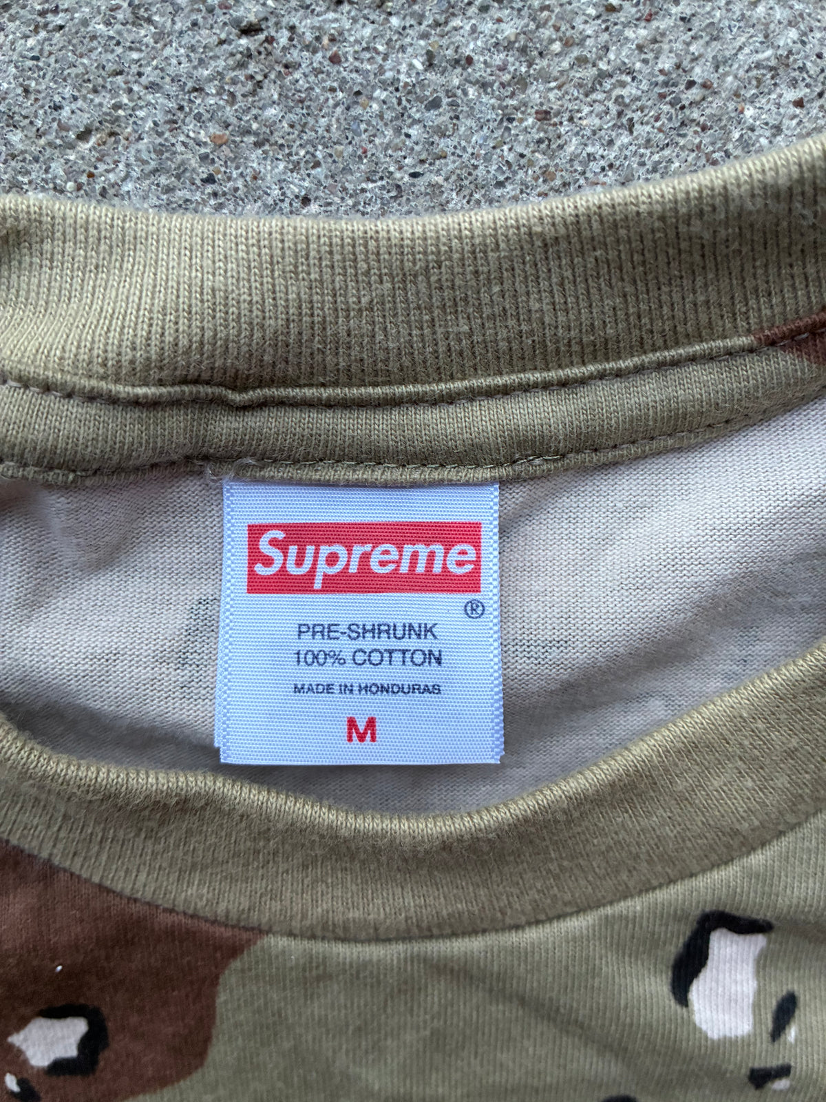 supreme “MIKE KELLEY CHOCLATE CHIP CAMO” Tee (M)