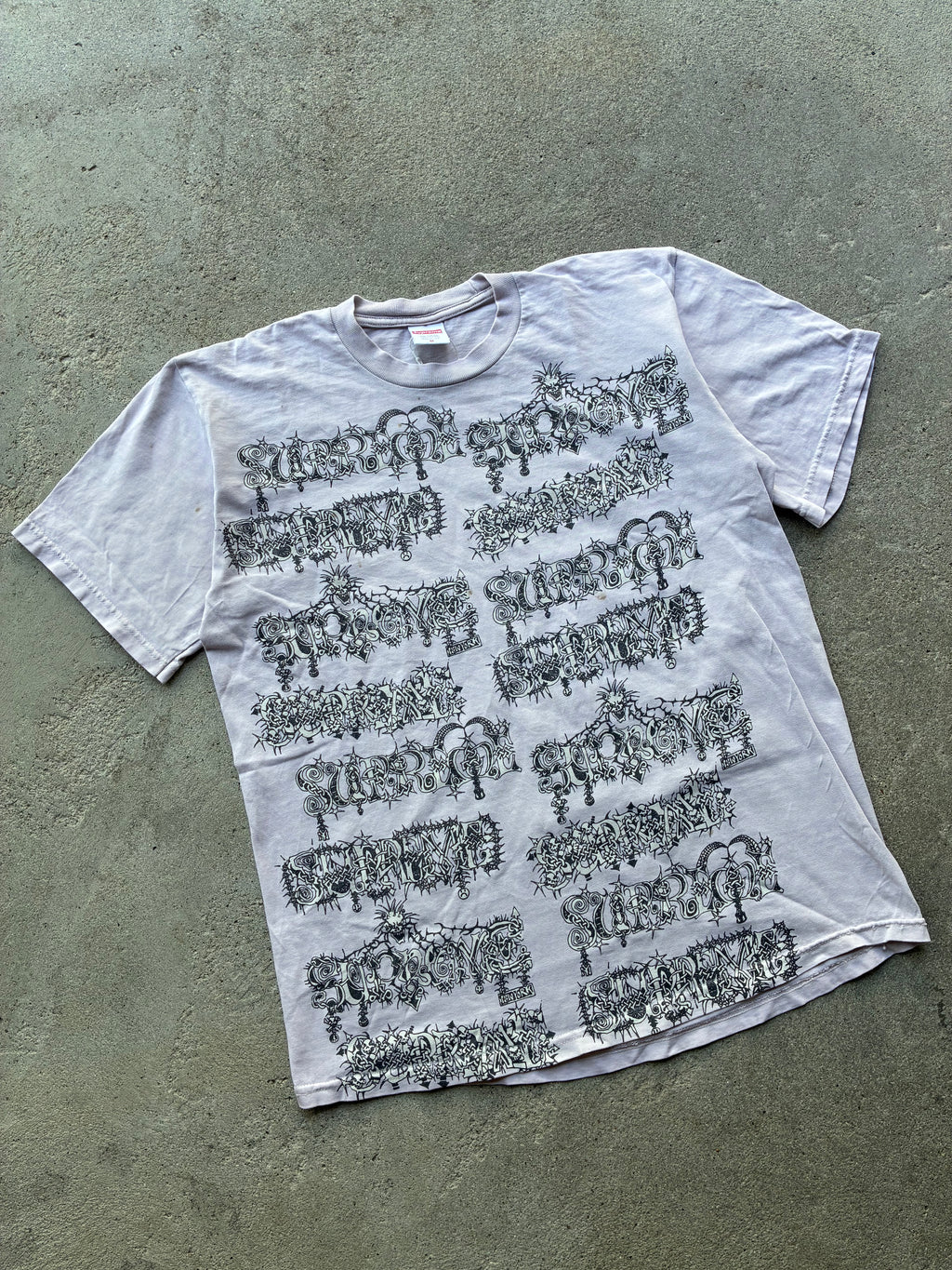Supreme “WOMBAT” Tee (M)