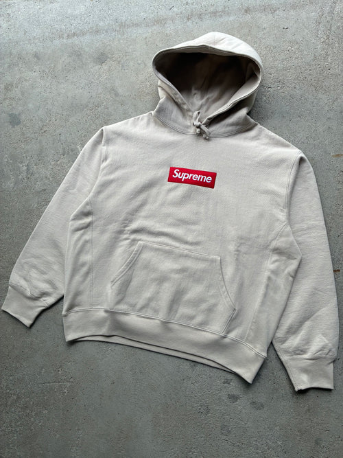 Supreme box logo “FW24 BEIGE” hoodie (M)