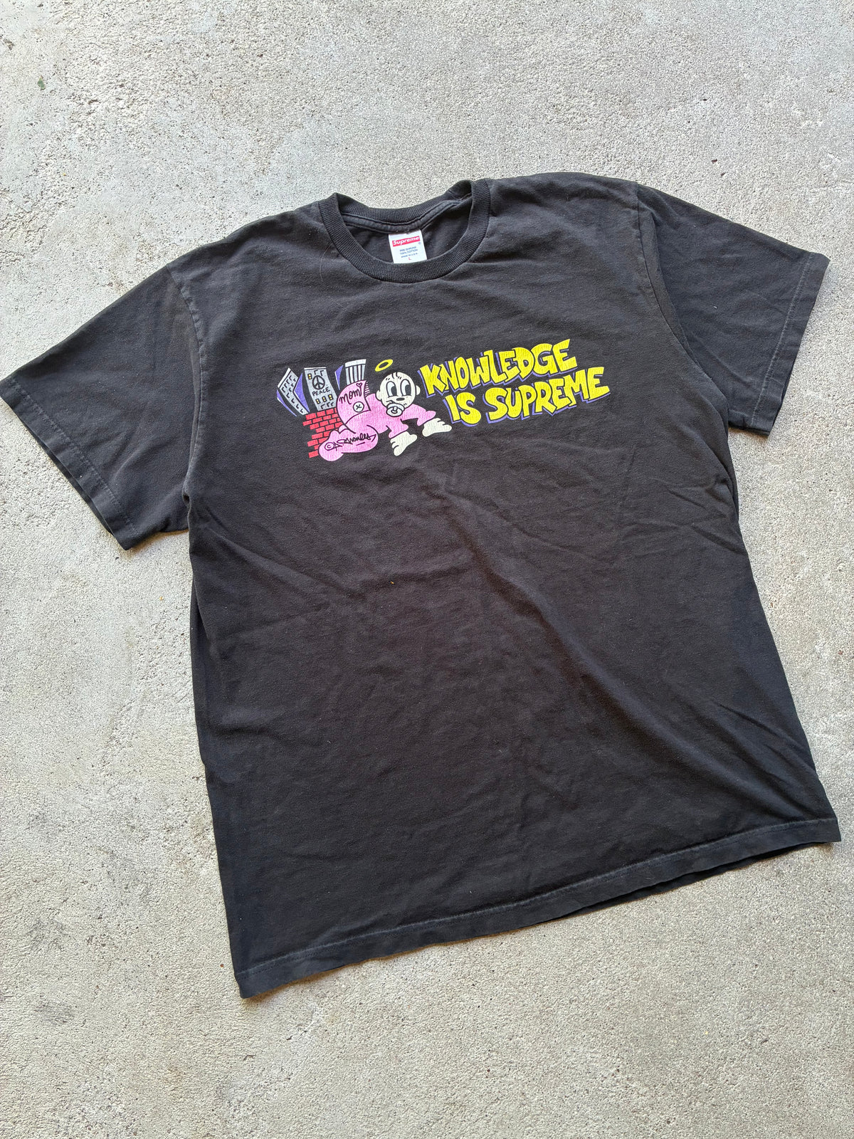 Supreme “KNOWLEDGE IS SUPREME” Tee (L)