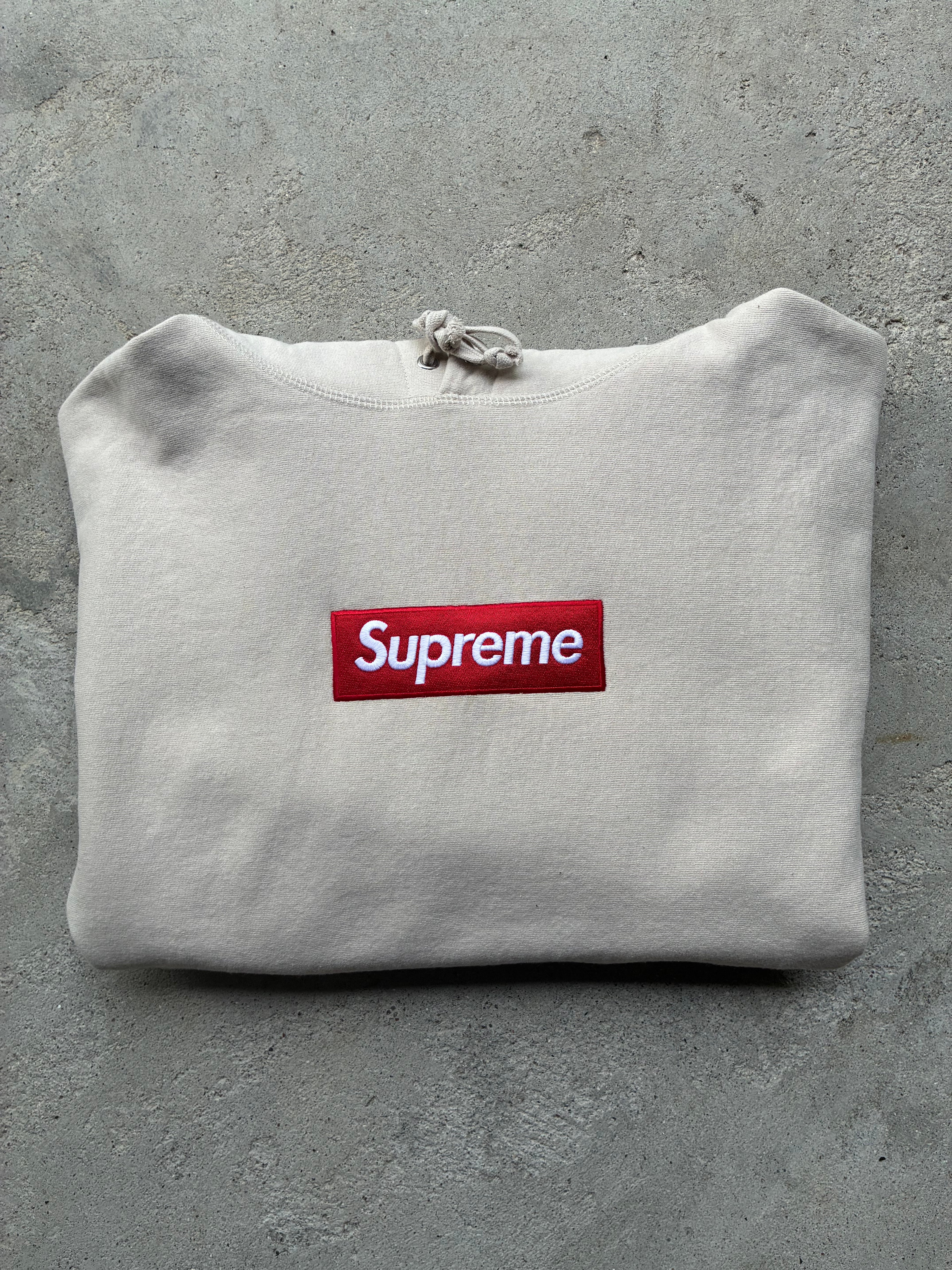Supreme box logo “FW24 BEIGE” hoodie (M)