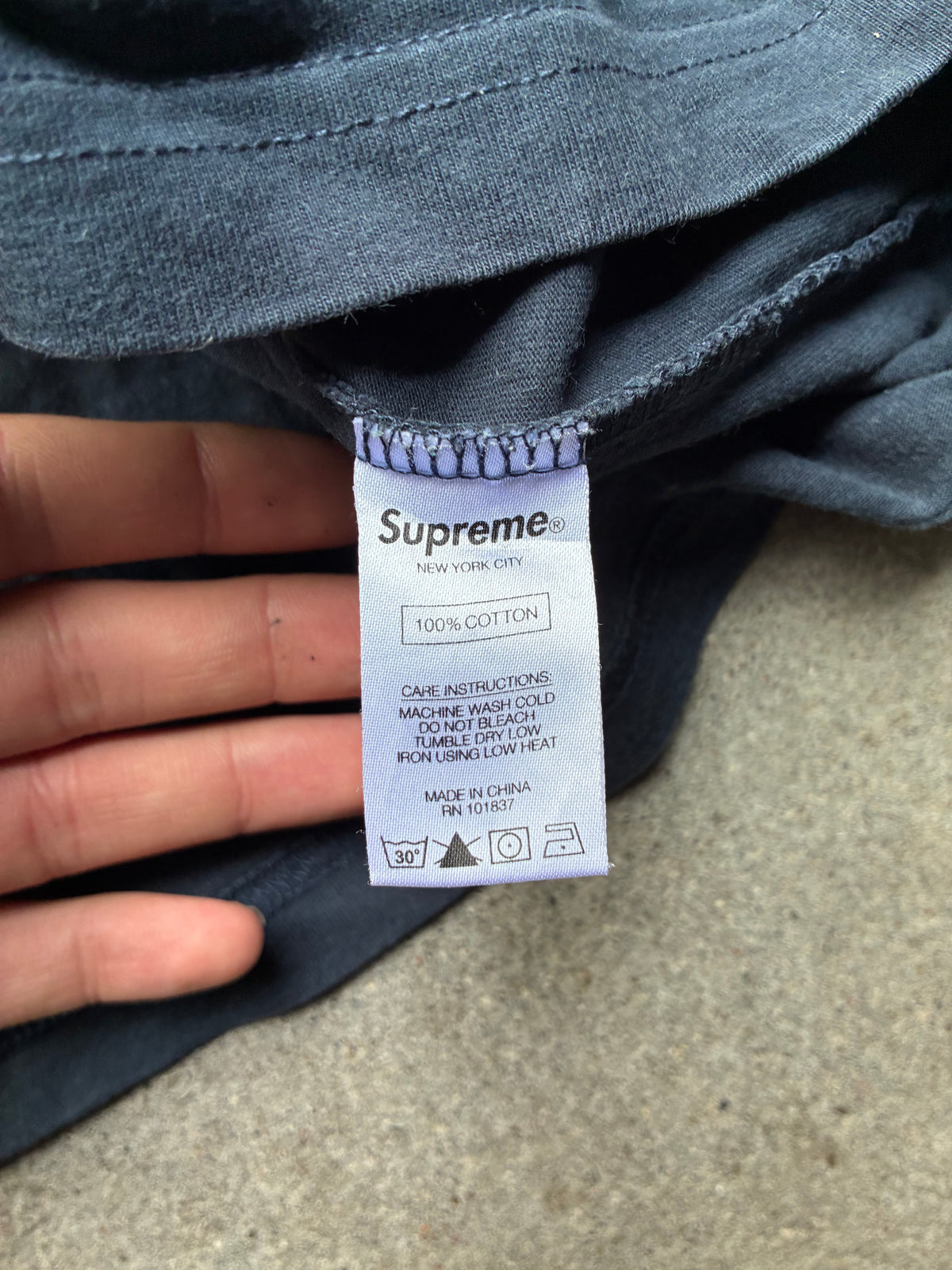 Supreme “PRINTED ARC LOGO” Tee (M)