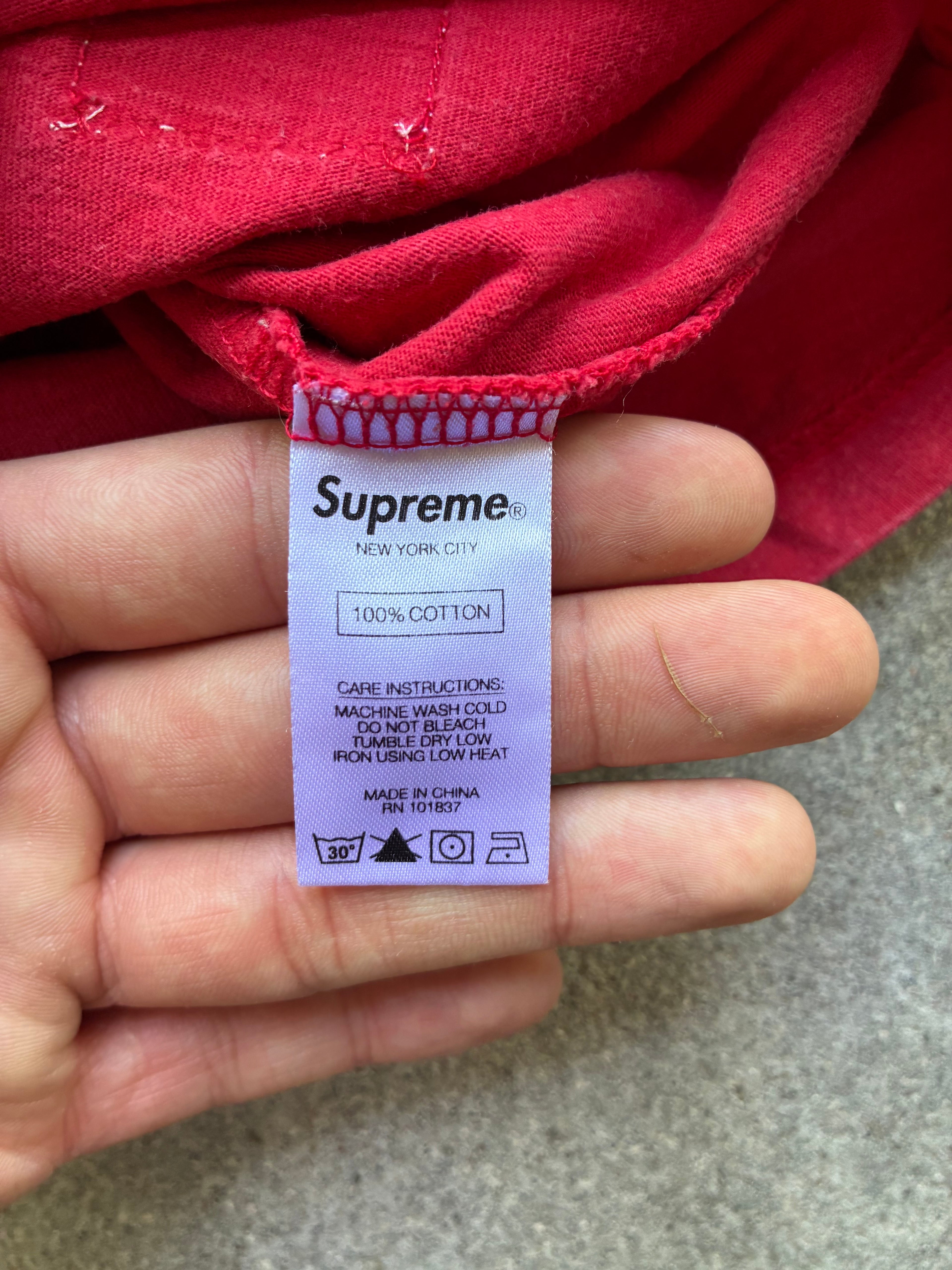 Supreme “LIGHT SS” tee (M)