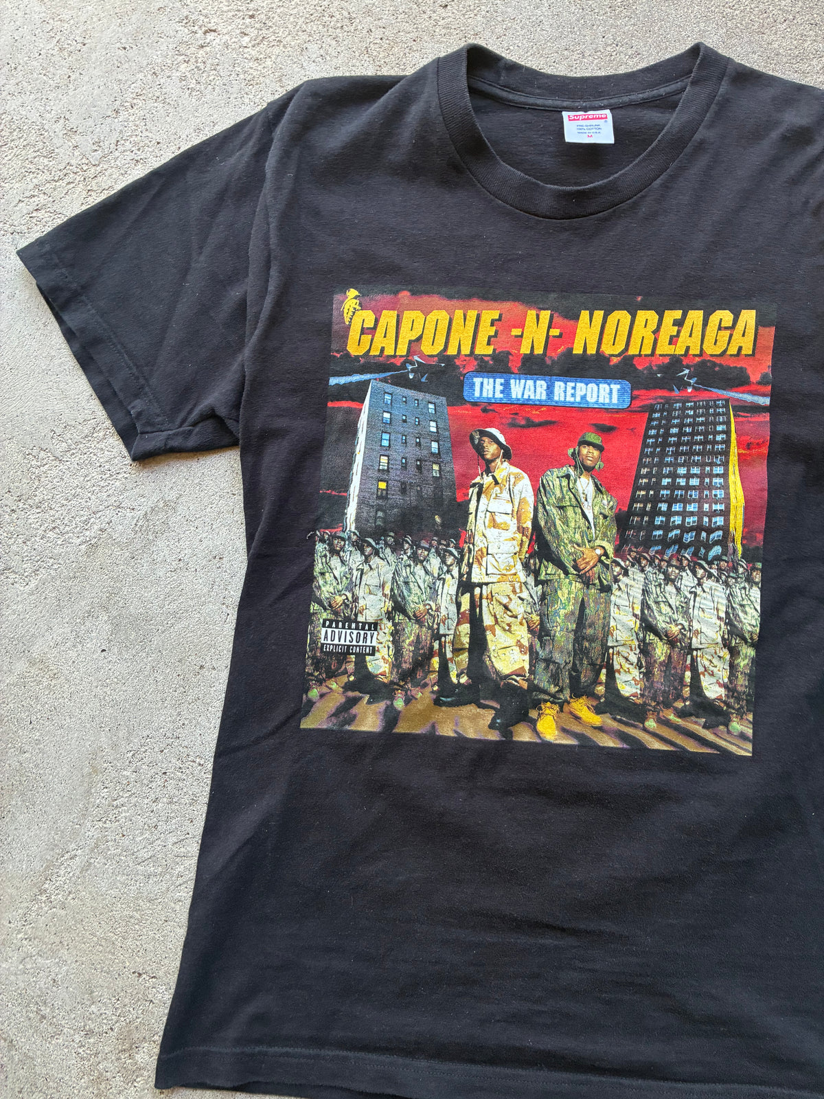 Supreme “WAR REPORT” Tee (M)
