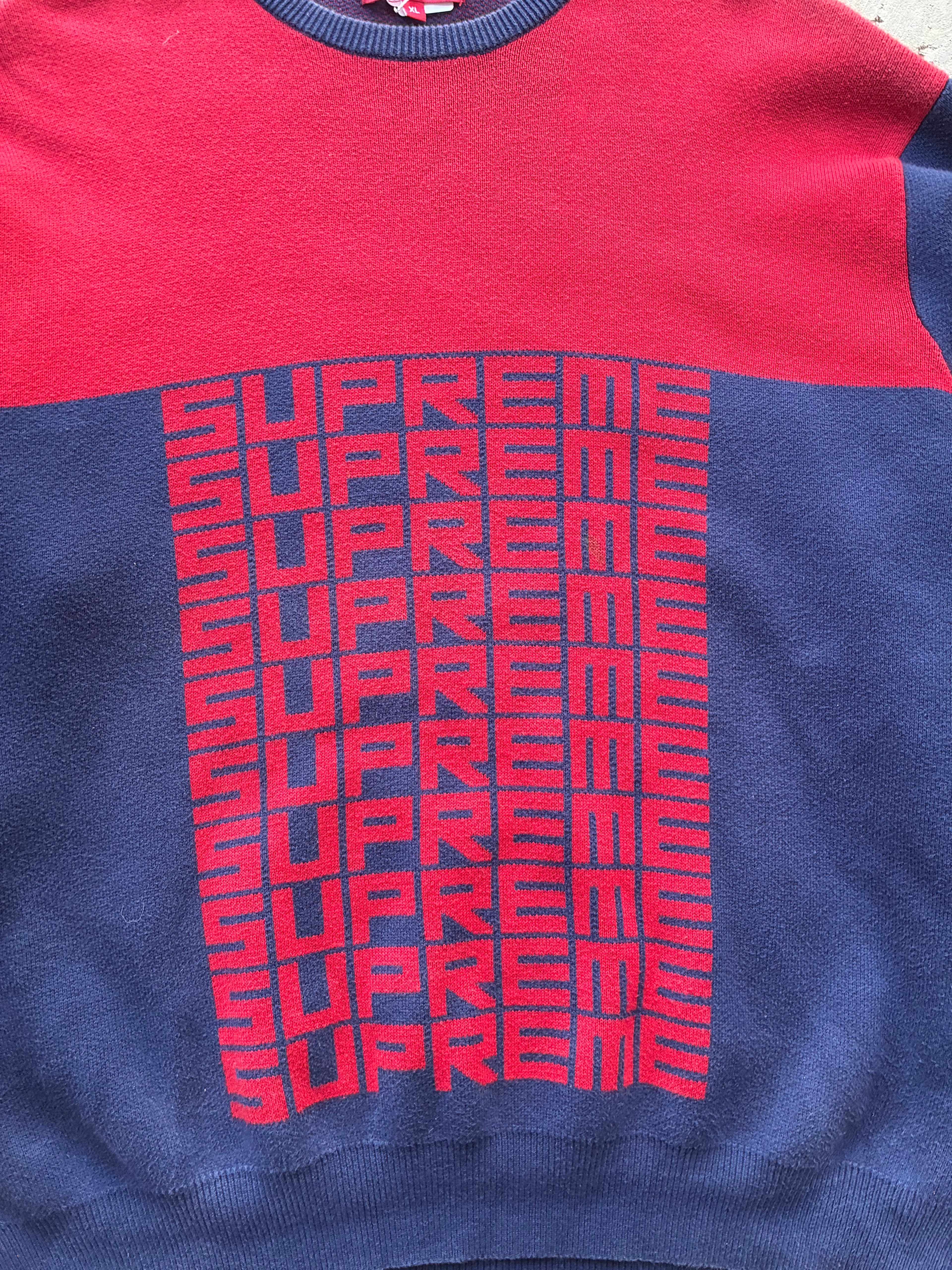 Supreme “REPEAT LOGO” Sweater (XL)