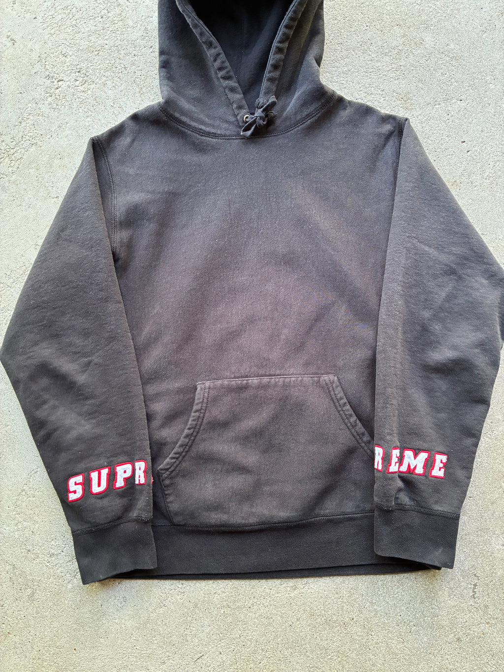 Supreme “WRIST LOGO” Hoodie (M)