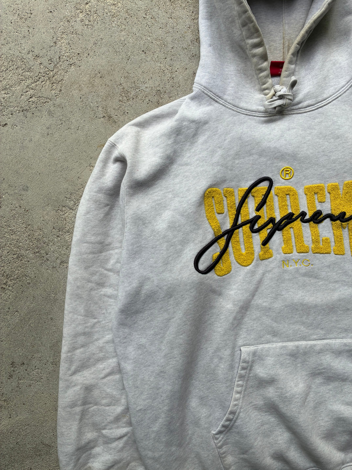 Supreme “SUDADERA” Hoodie (L)