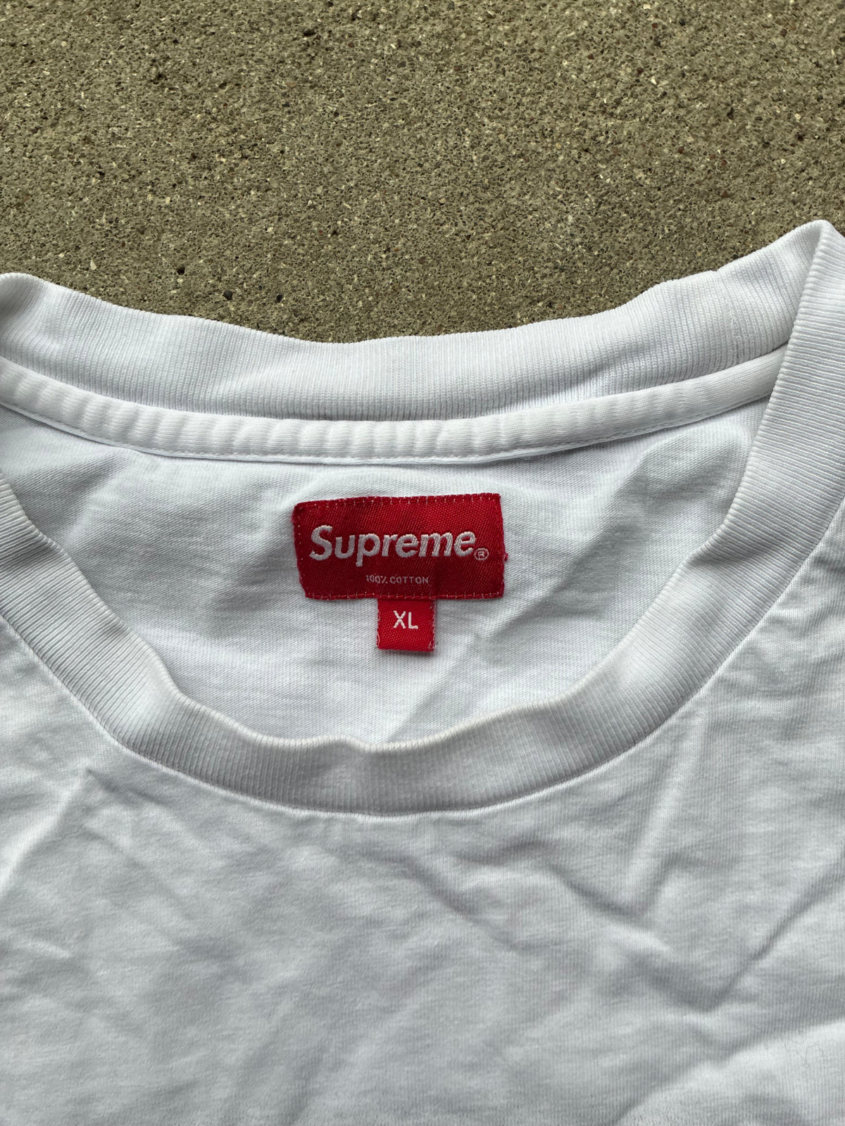 Supreme “LIGHT” Tee (XL)