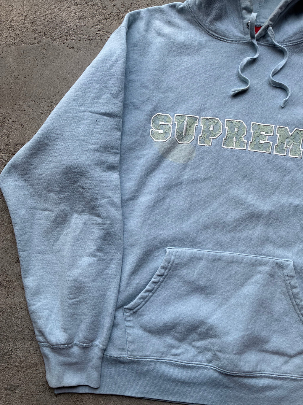 Supreme “HOODED LIGHT BLUE” hoodie (M)