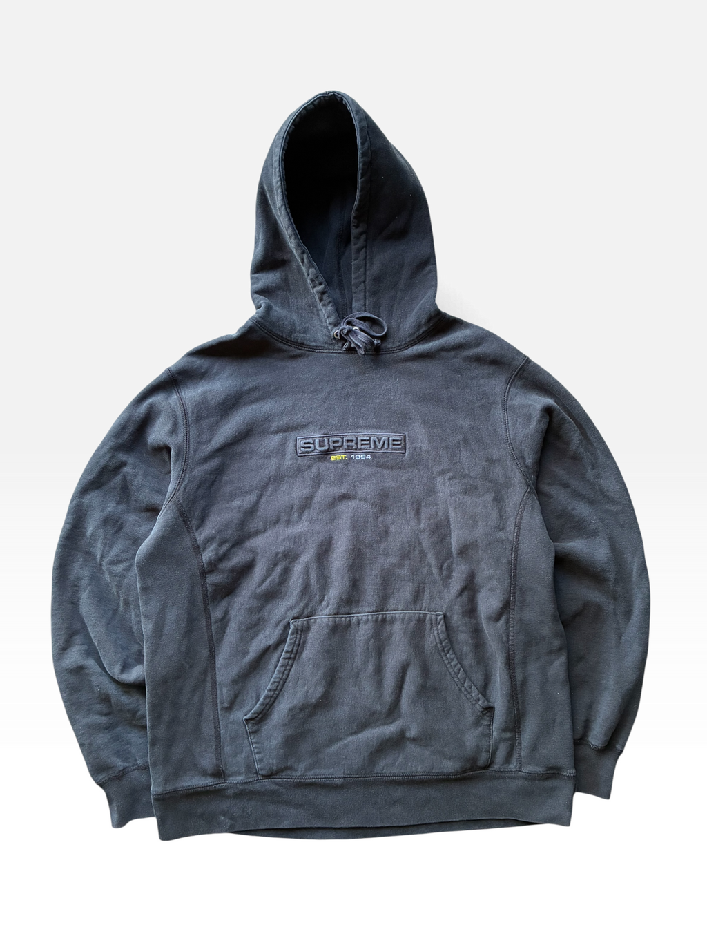 Supreme “EMBOSSED LOGO” Hoodie (L)