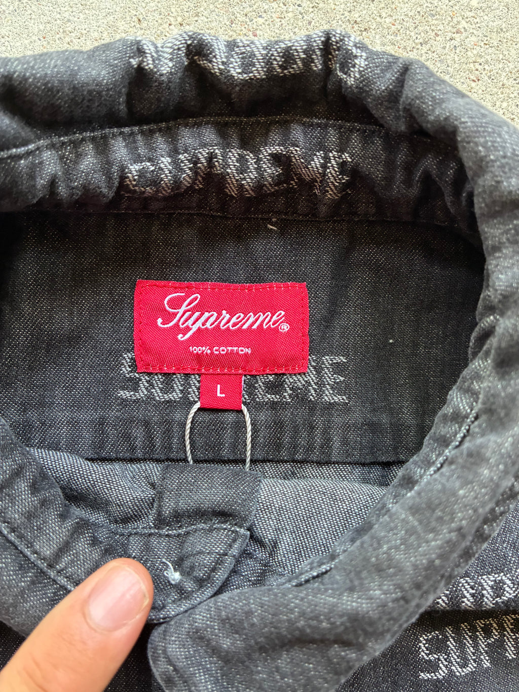Supreme “LOGO DENIM” Skjorte (L)