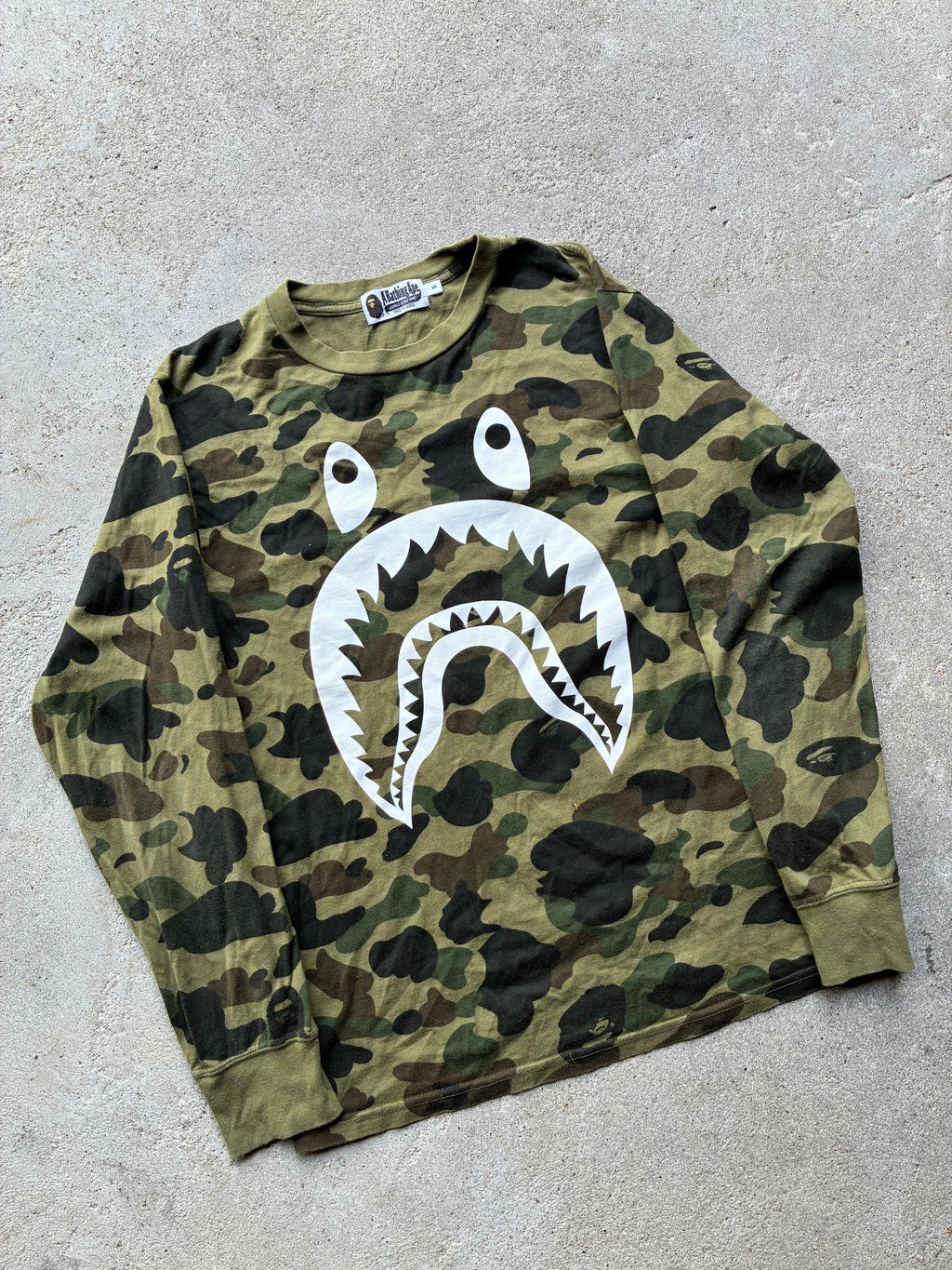 Vintage camo Bape Long Sleeve (S)