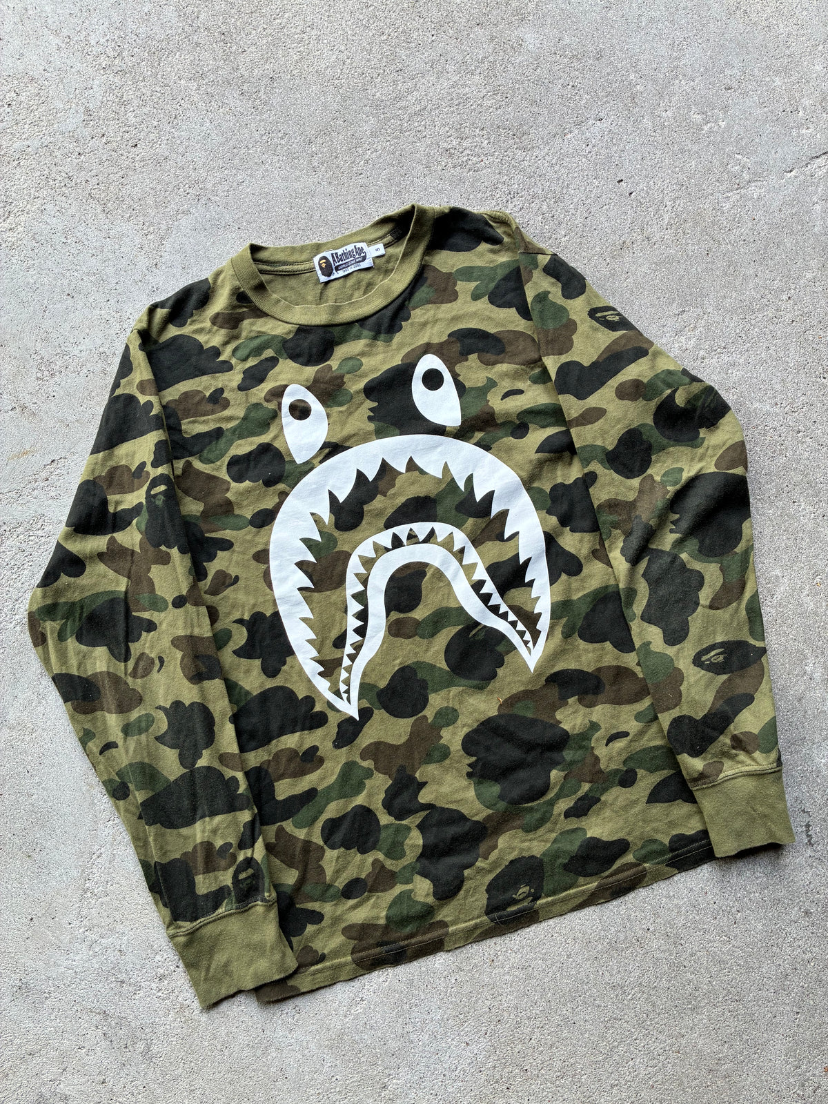 Vintage camo Bape Long Sleeve (S)